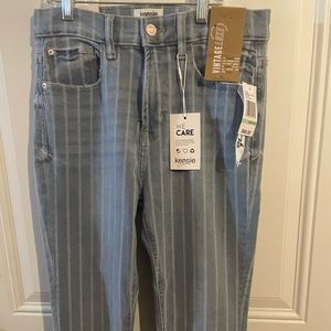 Kenzie The Ultimate High Rise Skinny Jeans